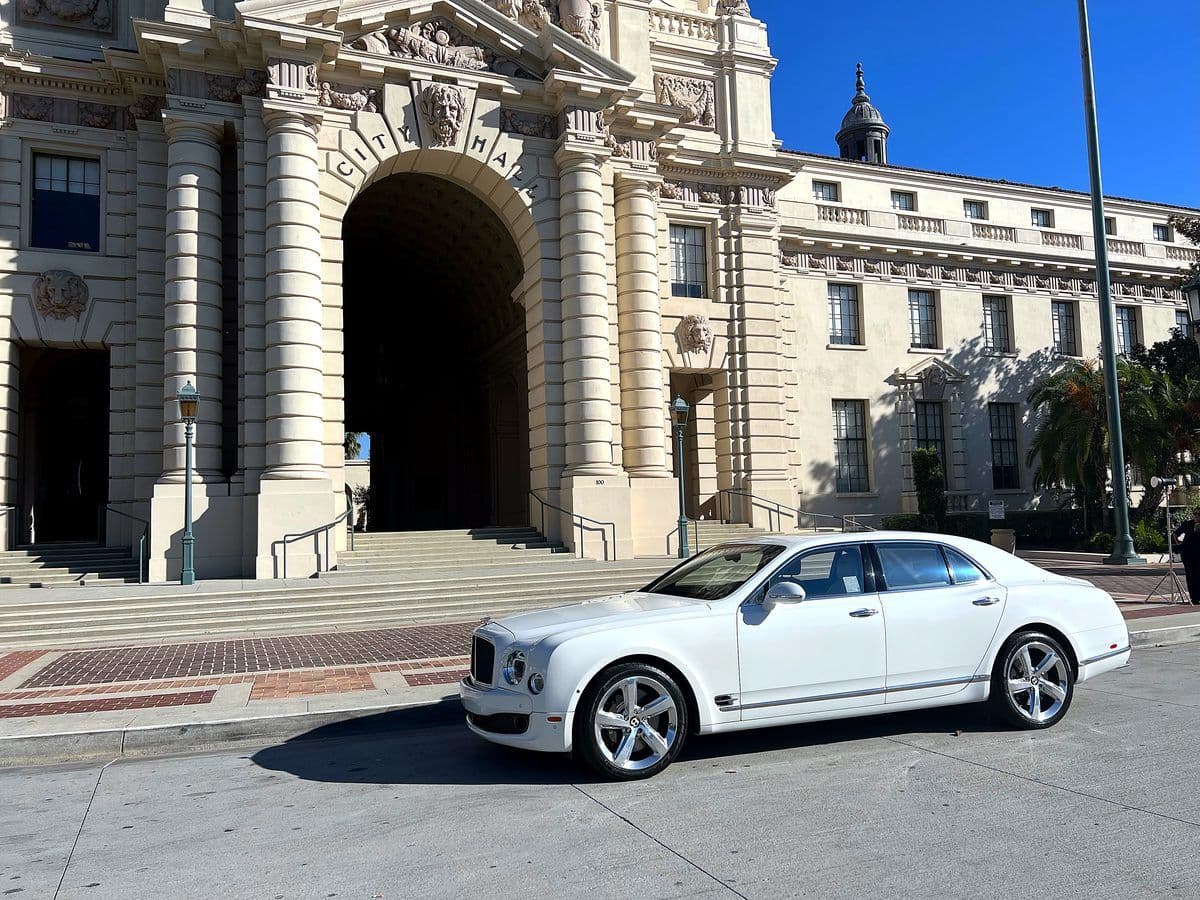 Bentley Mulsanne for executive corporate transportation